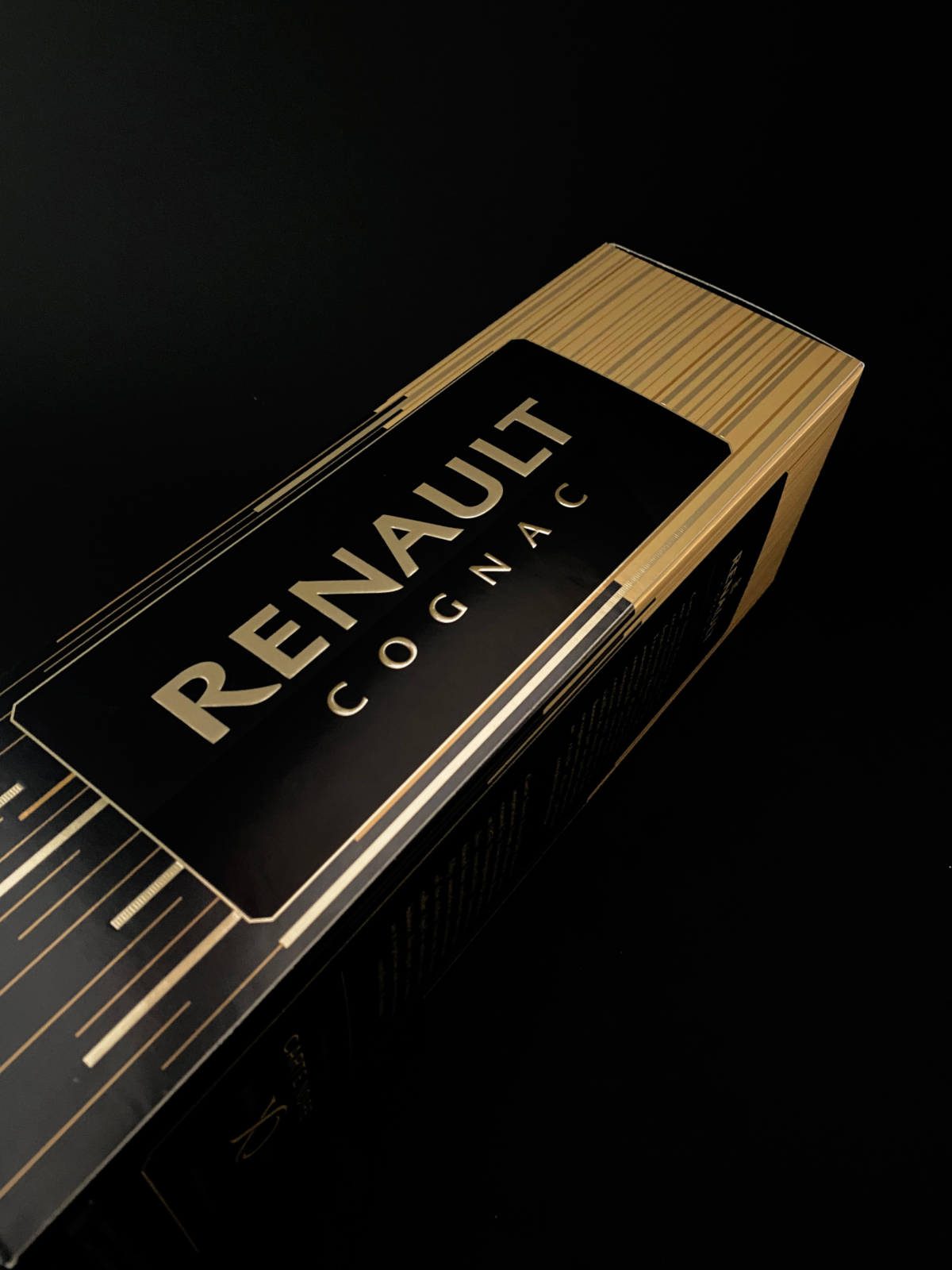 RENAULT - Un design pensé par l’agence de design de Paris Partisan du Sens.
